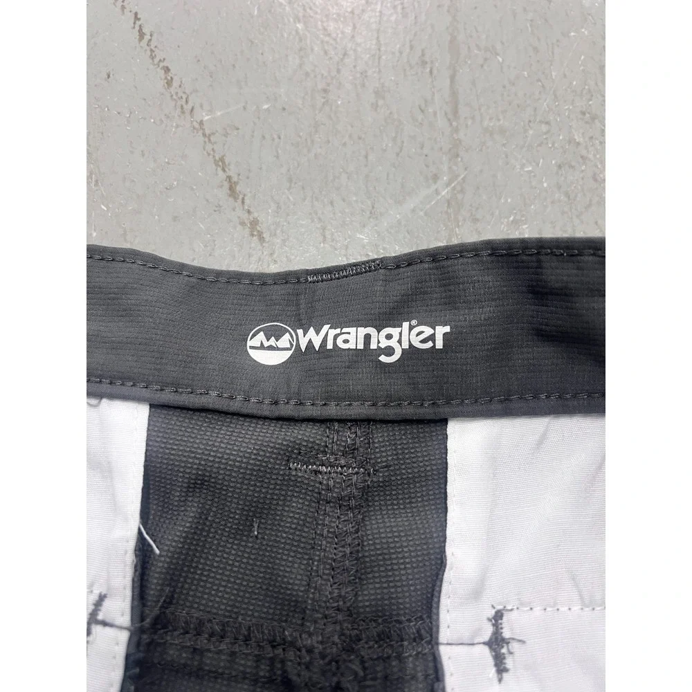 Wrangler Hybrid Shorts Mens 36 Gray Side Elastic Stretch Performance Outdoor